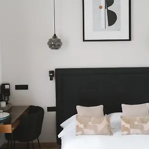 Hotel Des Beaux Arts, Paris