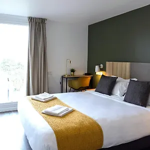 Hotel In 13, Paris